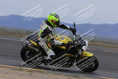 media/Jan-14-2023-SoCal Trackdays (Sat) [[497694156f]]/Turn 11 Inside (950am)/